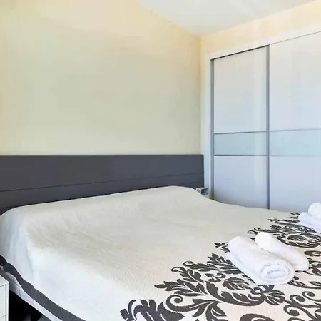 Exclusivo Frente Al Mar En Infinity Apartment *